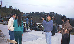 �e���r�C���^�r���[